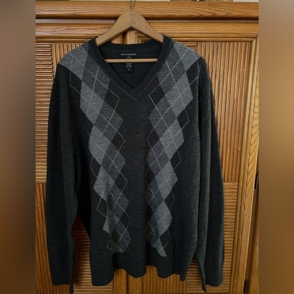 Banana Republic Men's Sweater XL  100% Merino Wool Academia   Argyle - Picture 1 of 3